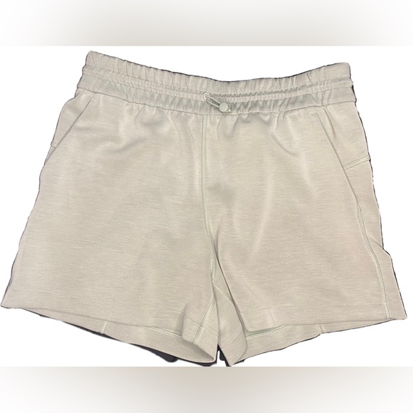 Lululemon Softstreme High-Rise Short - Picture 5 of 15